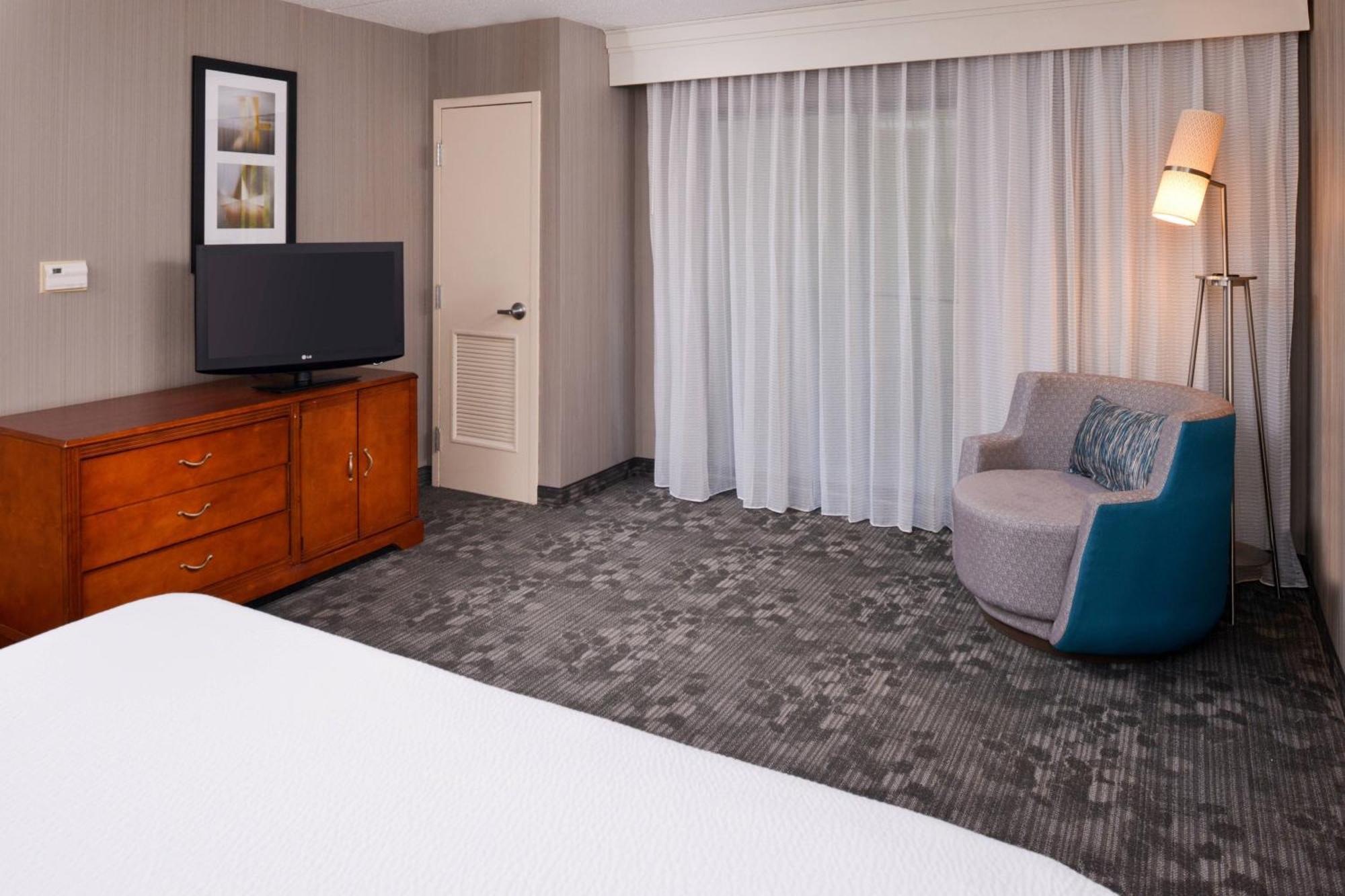 Courtyard By Marriott Charlotte Gastonia Hotell Exteriör bild