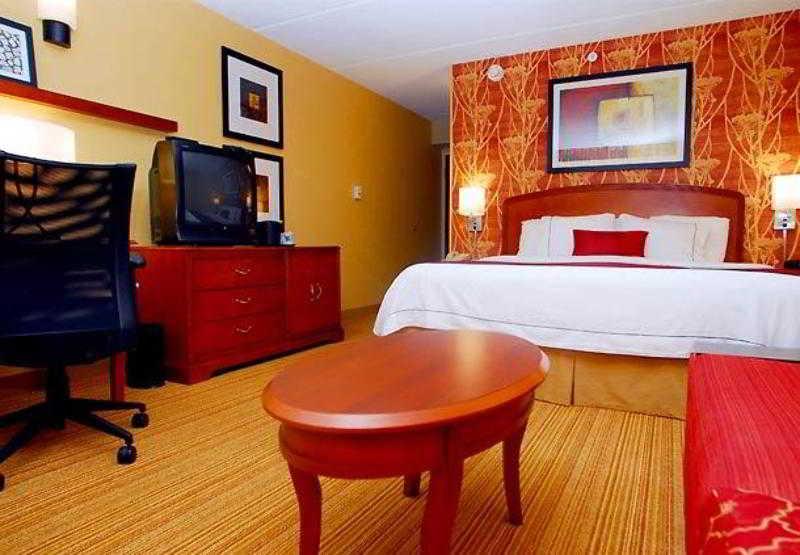 Courtyard By Marriott Charlotte Gastonia Hotell Rum bild